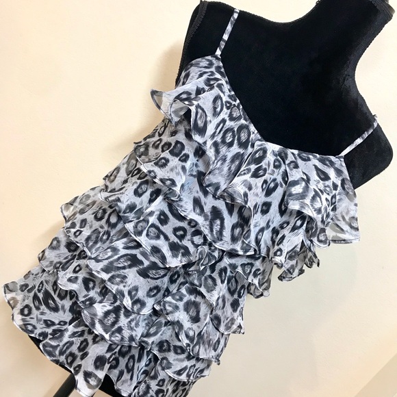 RUFFLE TANK - Picture 2 of 6